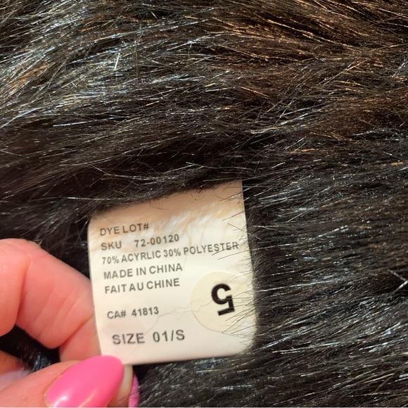 Black and Grey Faux Fur and Faux Suede Vest Women’s Size Small - Picture 5 of 14